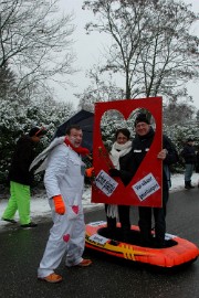 Carnaval dorplein 2010 036 Optocht Budel-Dorplein