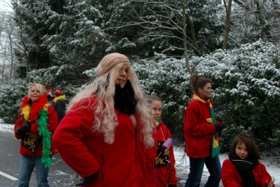 Carnaval dorplein 2010 219 Optocht Budel-Dorplein
