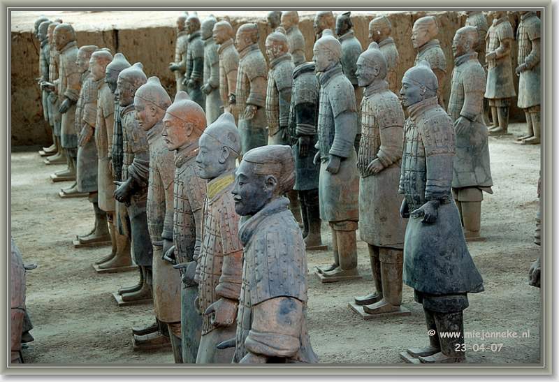 chinaDSC_5838.JPG - X'ian, Terra cotta leger